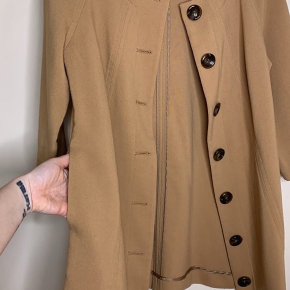 Forever 21 | Tan Large Brown Button Pocket Coat | 3/4 Sleeve Top | Classic Retro - Picture 5 of 8